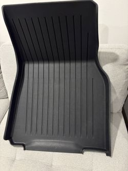 Tesla Model Y (2021-2024) Weatherproof Floor Mats