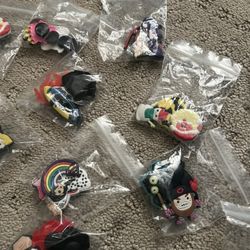   Crocs Charms 
