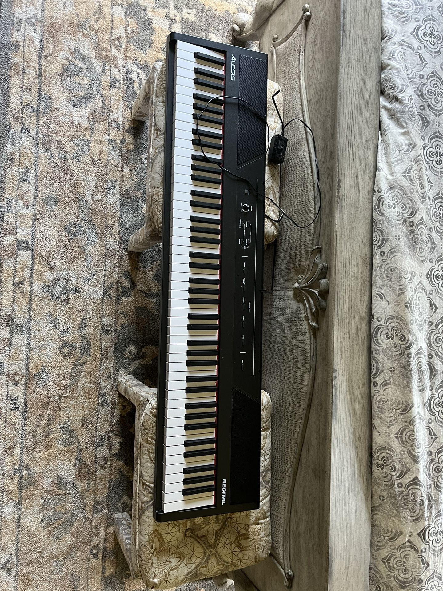 Keyboard Piano