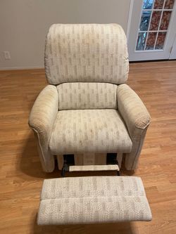 Beige Lazy Boy
