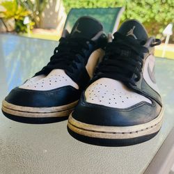 Jordan 1 Low Sneakers