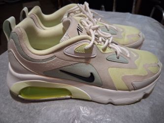 Nike Air Max Sneakers Size 9.5