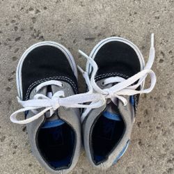 New Vans Toddler size 4 Shoes 