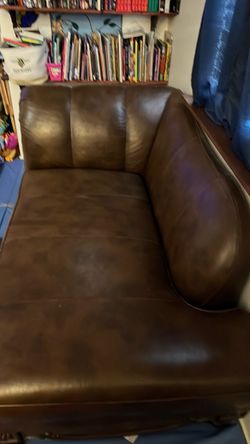 Brown Leather Chaise Lounge Chair