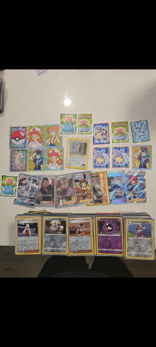 Selling Bundles Of Cards! Hit Me Up! Trades Also Accepted