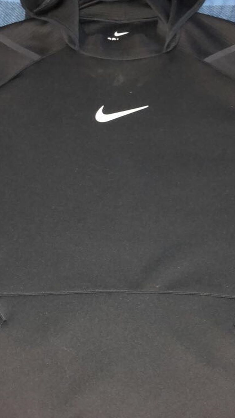 Nike Pro Hoodie