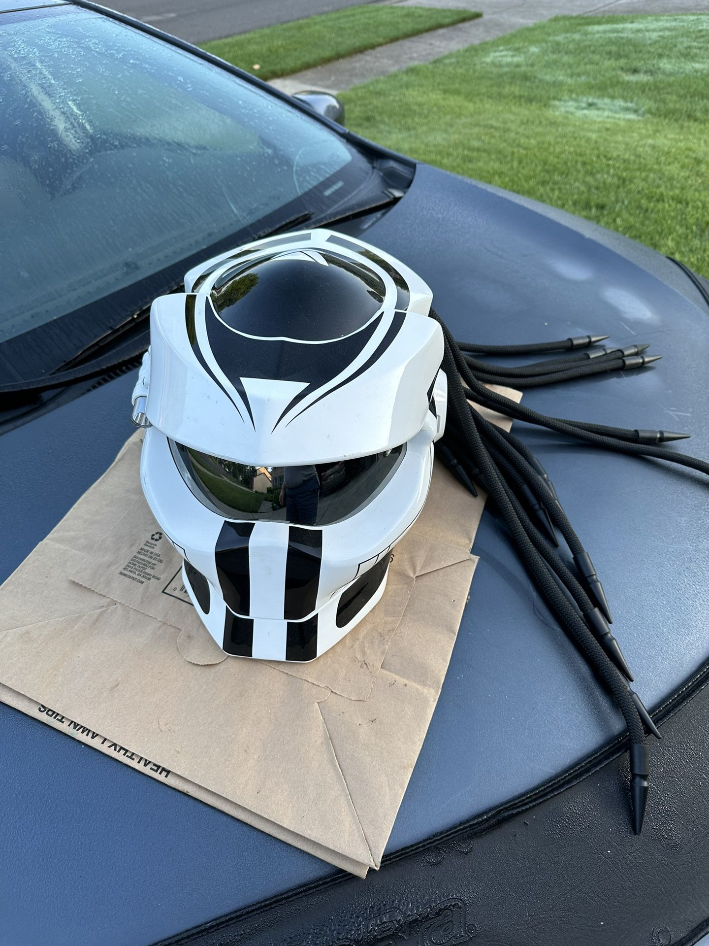 Predator SOMAN  Dot Large Motorcycle Helmet 