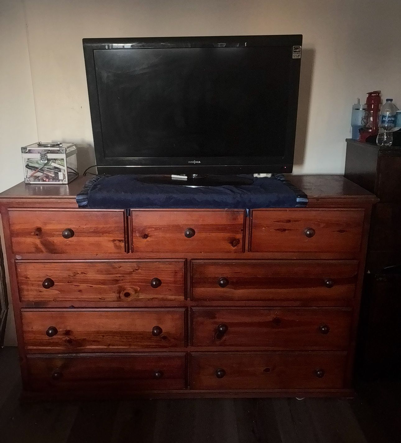 Wood Dresser