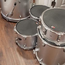 Ludwig Drum Set 