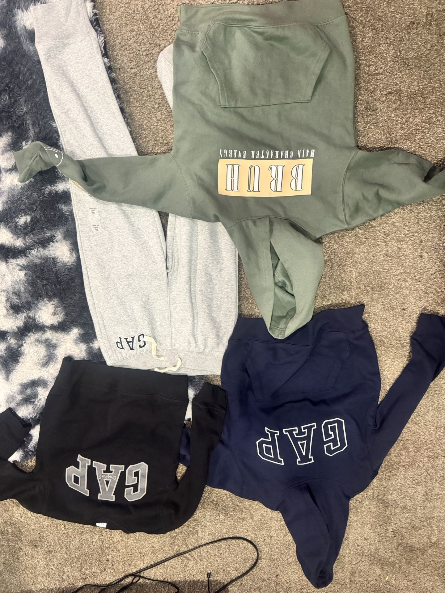 Gap Hoodies And Sweats