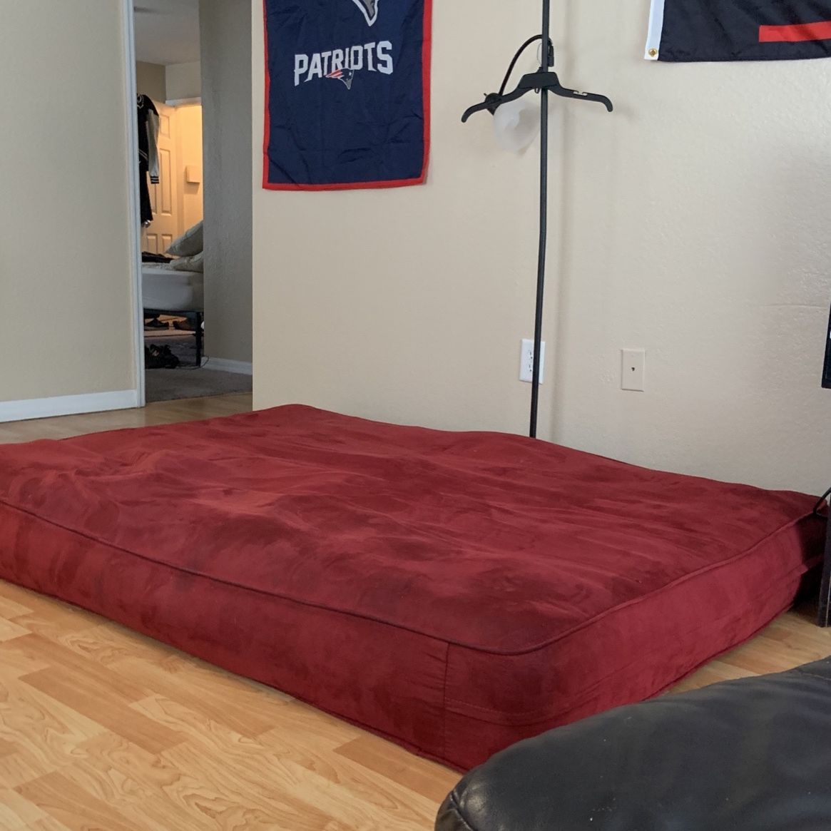 Full Size Red Futon