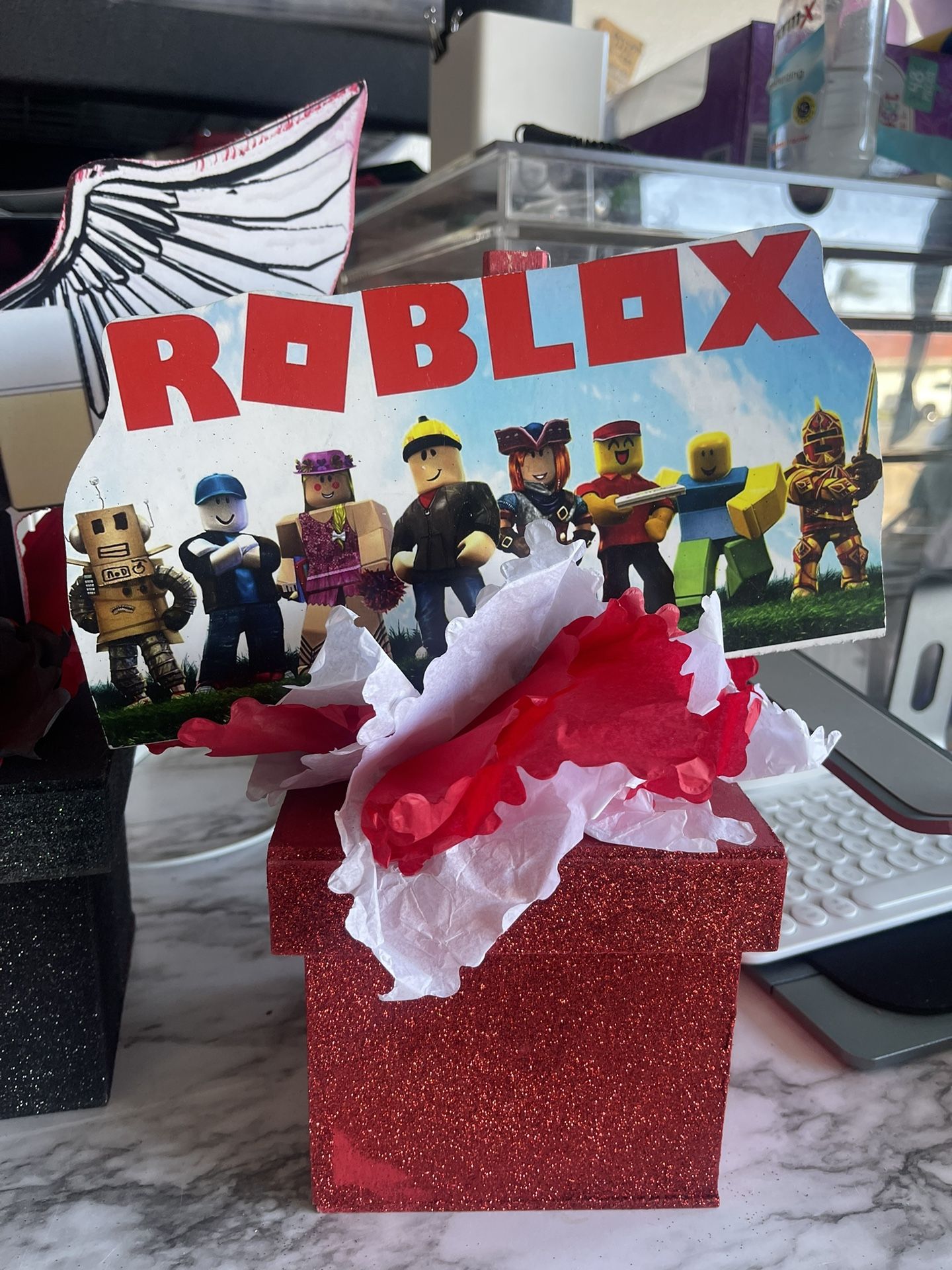 Roblox Centerpieces 