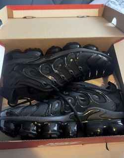 New Nike Air Vapor Max Plus Size 8.5 Men