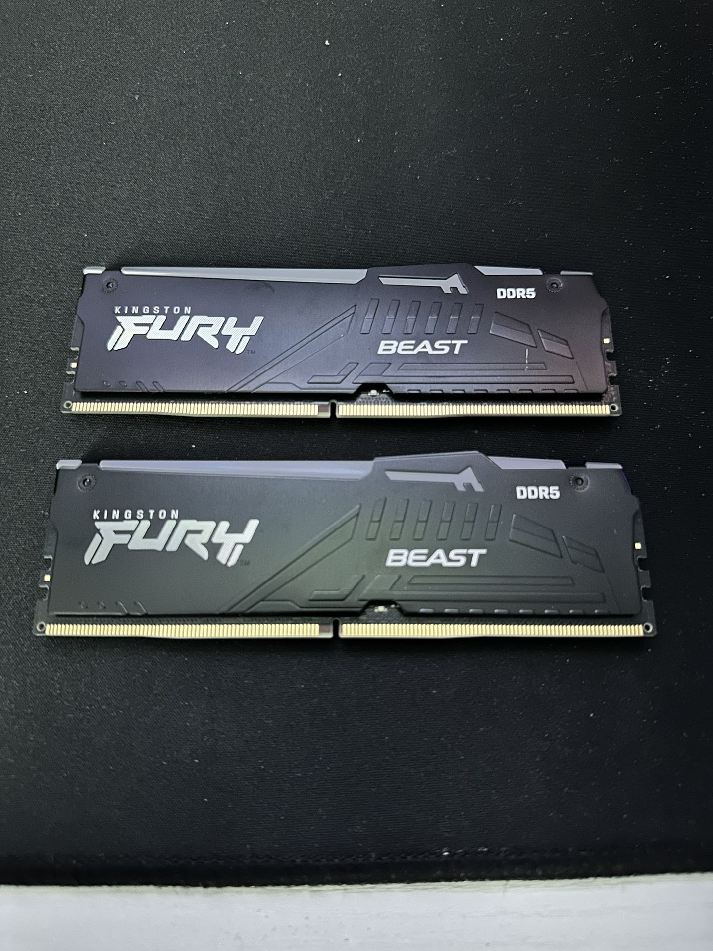 Kingston Fury Beast RGB DDR5 32gig CL36