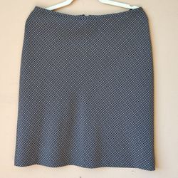 NWT H&M Women's Pencil Skirt Size M Medium 