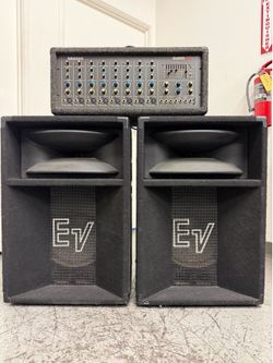 Fender Sunn SR8520 8 Channel PA and  EV SH-1502 Speakers