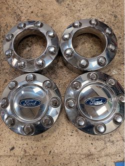 FORD Hubcaps Great condition.