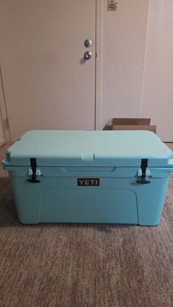 YETI Tundra Hard Cooler Seafoam