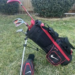 Kids (42”-48”) RH Nike VRS golf set
