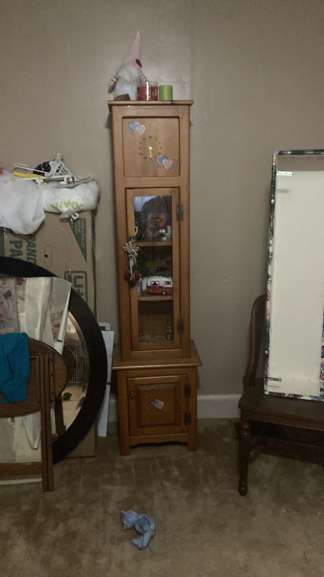 Solid wood cabinet with click