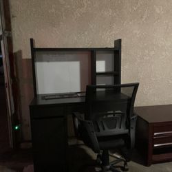 Solid Computer Desk With Office Chair