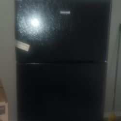 Fridge And Stove Set/ Refrigerador Y Estufa 