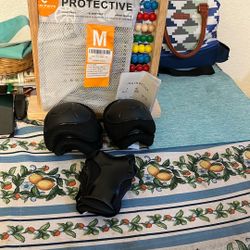CRZKO Kids/ Teenager . ( KNEE PADS, ELBOW PADS & WRIST GUARDS . New