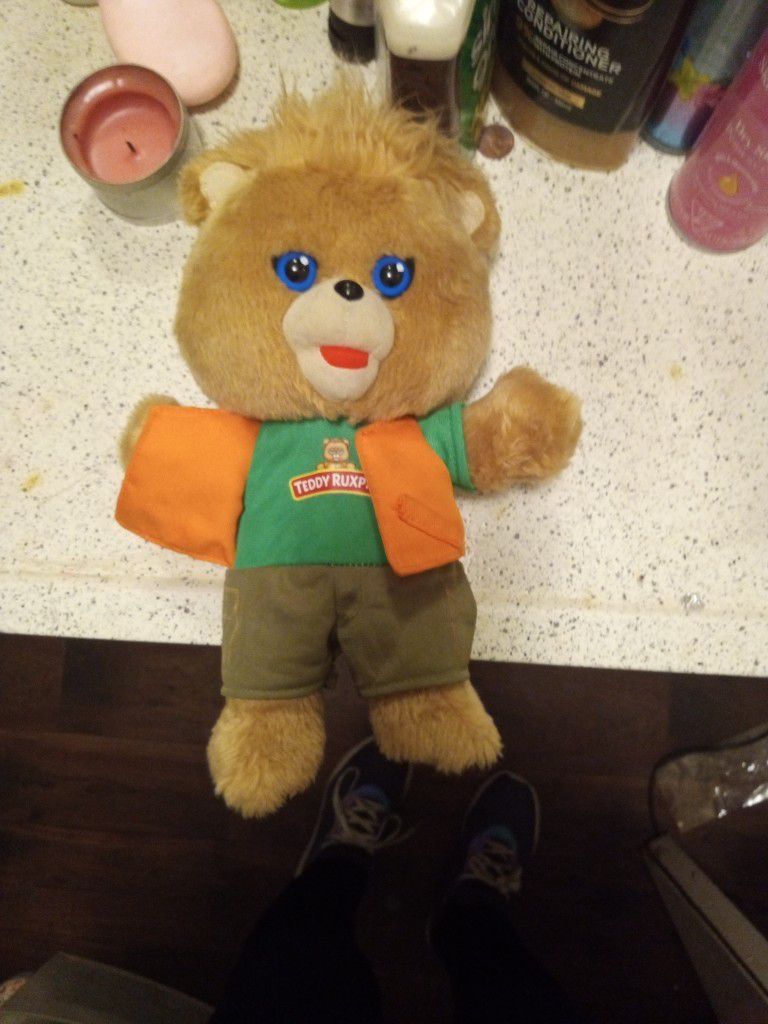 Vintage 1985 Original Teddy Ruxpin doll