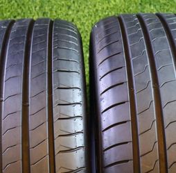 Pair of 235 50R20 Lexani Vol Tec with 90% Tread 8/32 104Y SKU 27660 Grade A Tires