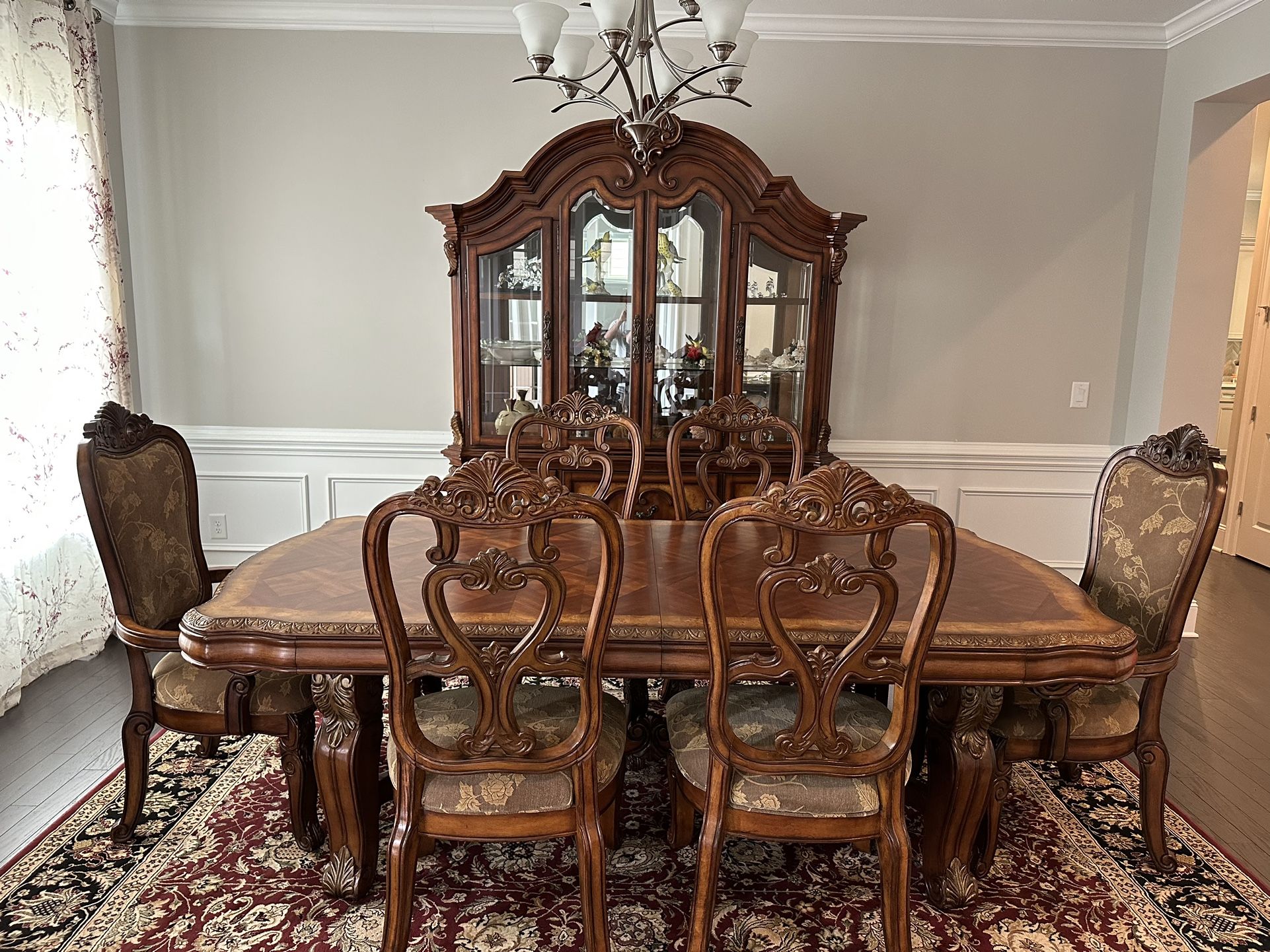 Dining Table With China Cabinet