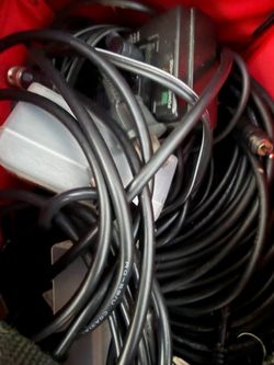 Bag of AV cables - Free