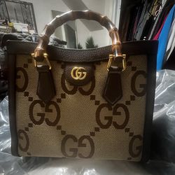 Authentic  Gucci Diana Bamboo  tote Very good condition