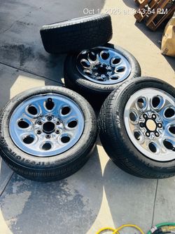 FireStone 225/55R17 tires