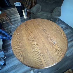 Extendable Wooden Table 