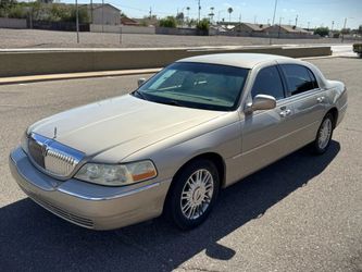 2008 Lincoln Town Car