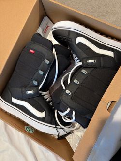 Vans Snowboarding Boots - 9.5 men