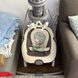 Graco Baby Swing 