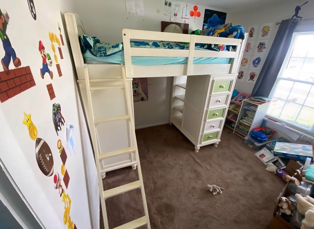 Bunk Bed Loft Size Twin (No Mattress)