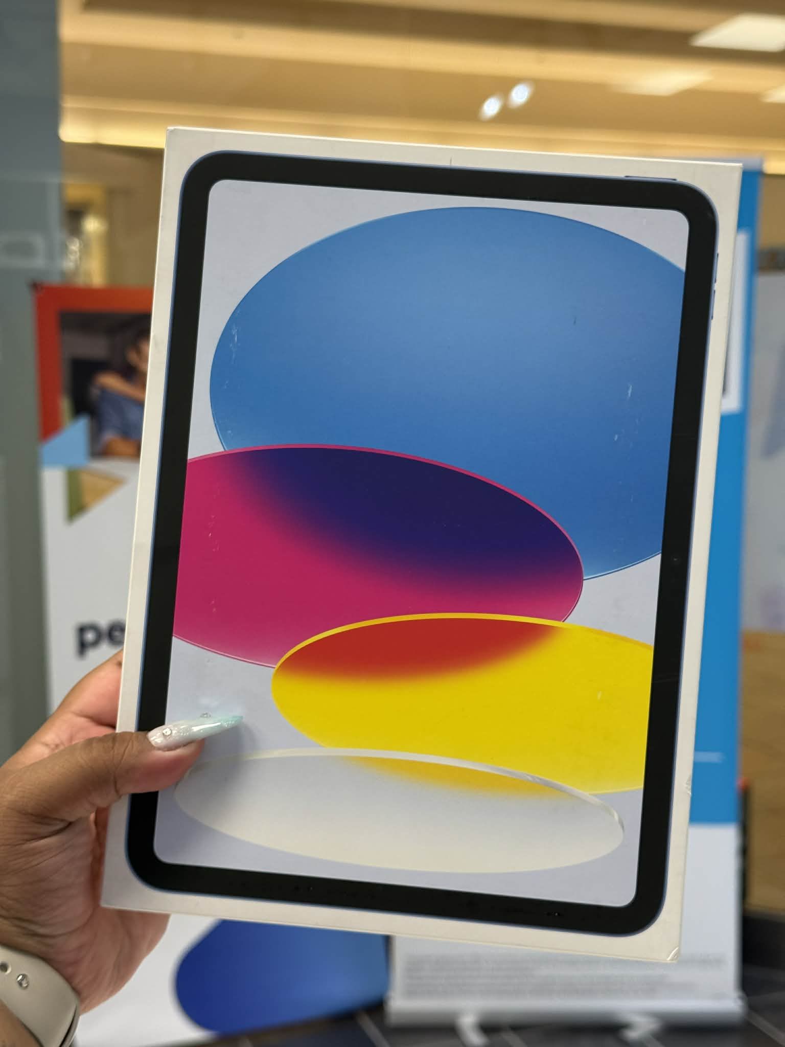 iPad 10th Gen 10.9" (Cellular) 64GB Blue Brand New