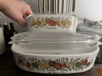 Corningware "Le Romarin" dish A10B with A12C lid