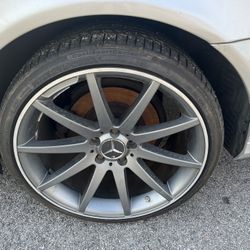 19” Mercedes AMG Wheels