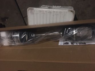 BMW 530xi axle (drivers side)