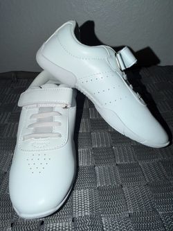 NWT LANDHIKER Girls White Cheer / Dance Shoes - Size 12 / 12.5 (EU 30)