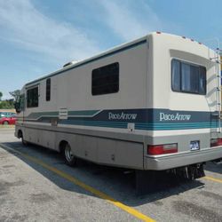 93 Fleetwood Pace Arrow 32ft