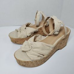 Universal Thread Womens Shoes Universal Thread Mellie Wedge Sandals Size 8 White