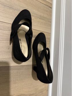 Black shoes brand new size 5w