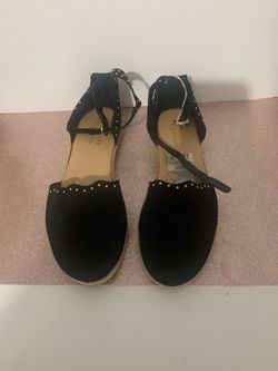 Women’s shoes