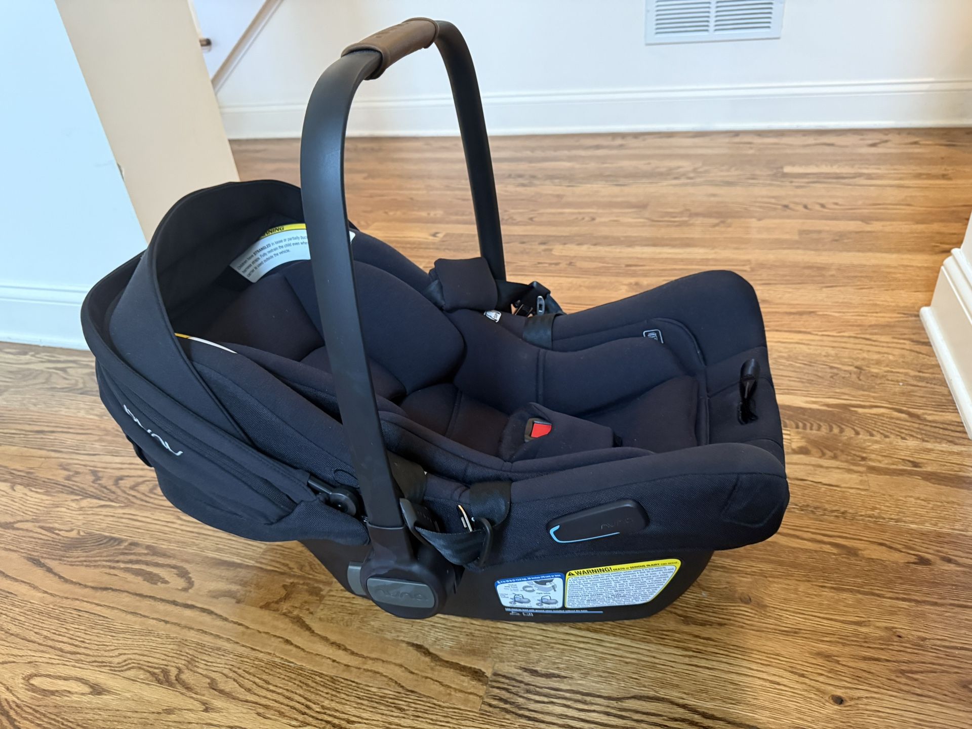 Nuna Pipa Air Rx Car Seat With Base
