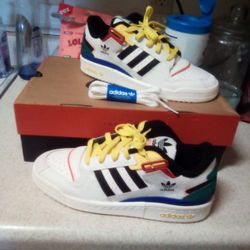 Adidas Forum Exhibit Low ..Size(8)