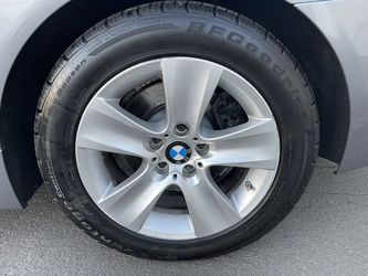 2013 BMW 5 Series Thumbnail
